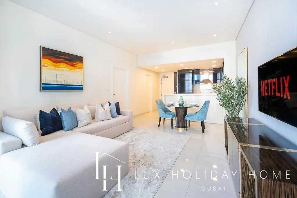 Lux The Bays Edge Canal View Suite Dubai Apartment